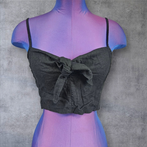 Skylar + Madison Black‎ Linen Blend Tie Front Smocked Back Crop Top Large E40 - Picture 1 of 7